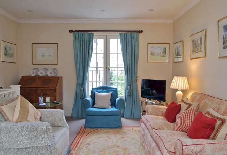 LN1LA001CP - Clarendon Pimlico