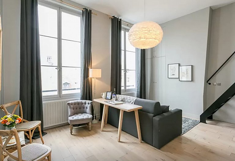 PA1XX004EL - EIFFEL LOFT