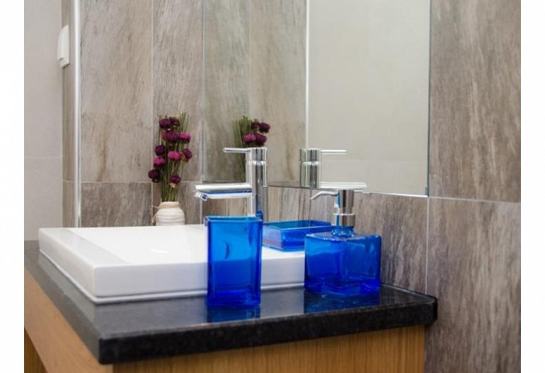 OP1PO005N5 - Porto N&aacute;utico 5 | Deluxe Studio